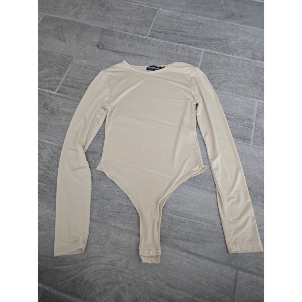 PrettyLittleThing Beige Long Sleeve Bodysuit Snap Closure Size US 2